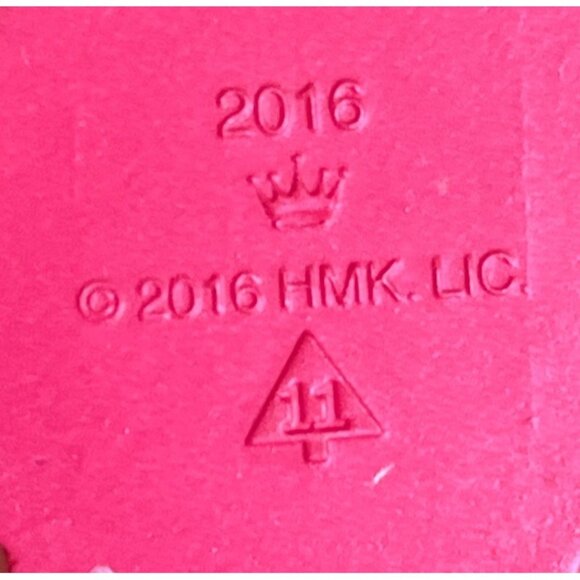 Hallmark Keepsake Cupcake Ornament 2016 Fluttering Butterfly Holiday Christmas - Picture 3 of 9